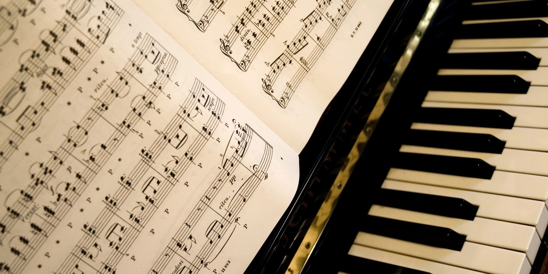 Helping adults learn and love the piano—serving the Triangle
